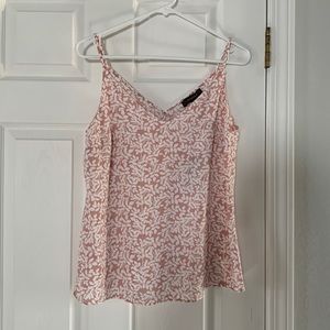 Pink tank top blouse with floral design